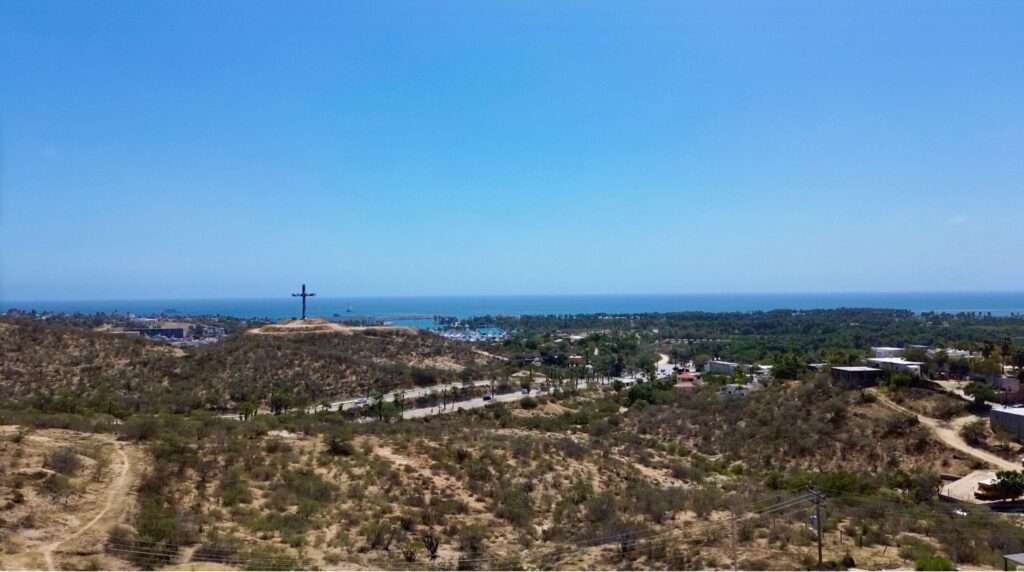 Cabo del Sol El Tezal W:General Prime Commercial Opportunity in Cabo San Lucas!Unlock the potential of this expansive 6,000+ square meter perfectly flat commercial lot, ideally situated in the high-demand Corridor of Cabo San Lucas. Whether you envision a thriving multi-family development with commercial space on the ground floor or a dynamic business hub, this property offers endless possibilities.Incredible value - priced to sell! Don't miss this rare opportunity to invest in one of the most sought-after locations in Cabo.Call today for more details – Blessed La Choya Lot, San Jose del Cabo, San Jose del Cabo, BS