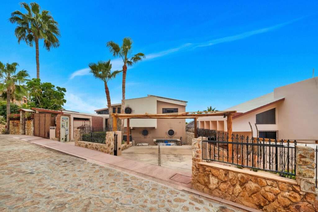 Cabo del Sol Club La Costa Unpack your bags and slip straight into coastal living in this furnished 1/bed, 1/bath second floor condo complete with its own garage. The space comes move in ready with appliances, a water filtration system, and thoughtful touches throughout. With strong rental potential and a location that's hard to beat, this condo sits just steps from Plaza Pescadero, where cafés, shops, and local flavor meet the rhythm of daily life. And when you're craving the ocean? The beach is literally right across the street, calling you out for sunrise walks, sunset cocktails, and everything in between. – Camino del Conejo, PEDREGAL, Cabo San Lucas, BS