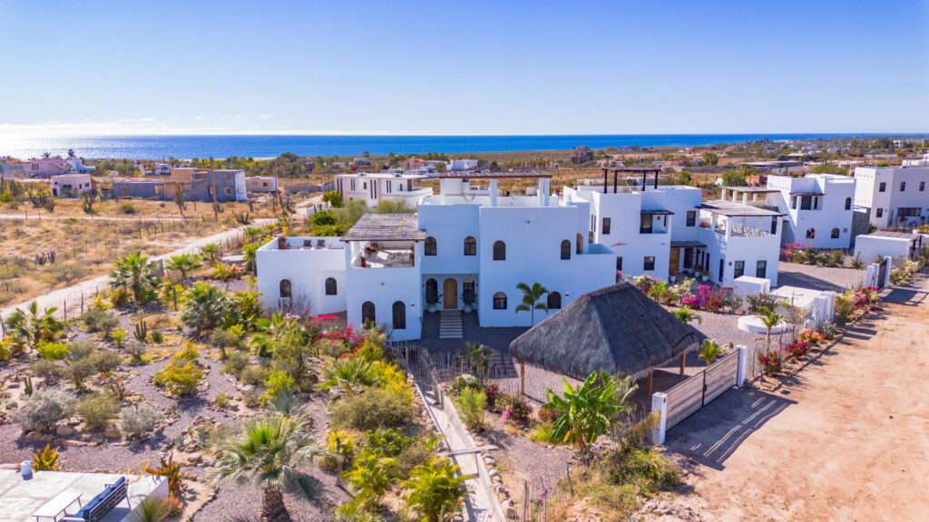 Cabo del Sol El Tezal W:General Prime Commercial Opportunity in Cabo San Lucas!Unlock the potential of this expansive 6,000+ square meter perfectly flat commercial lot, ideally situated in the high-demand Corridor of Cabo San Lucas. Whether you envision a thriving multi-family development with commercial space on the ground floor or a dynamic business hub, this property offers endless possibilities.Incredible value - priced to sell! Don't miss this rare opportunity to invest in one of the most sought-after locations in Cabo.Call today for more details – Casa Clara - Las Tunas, Pacific, Pacific, BS