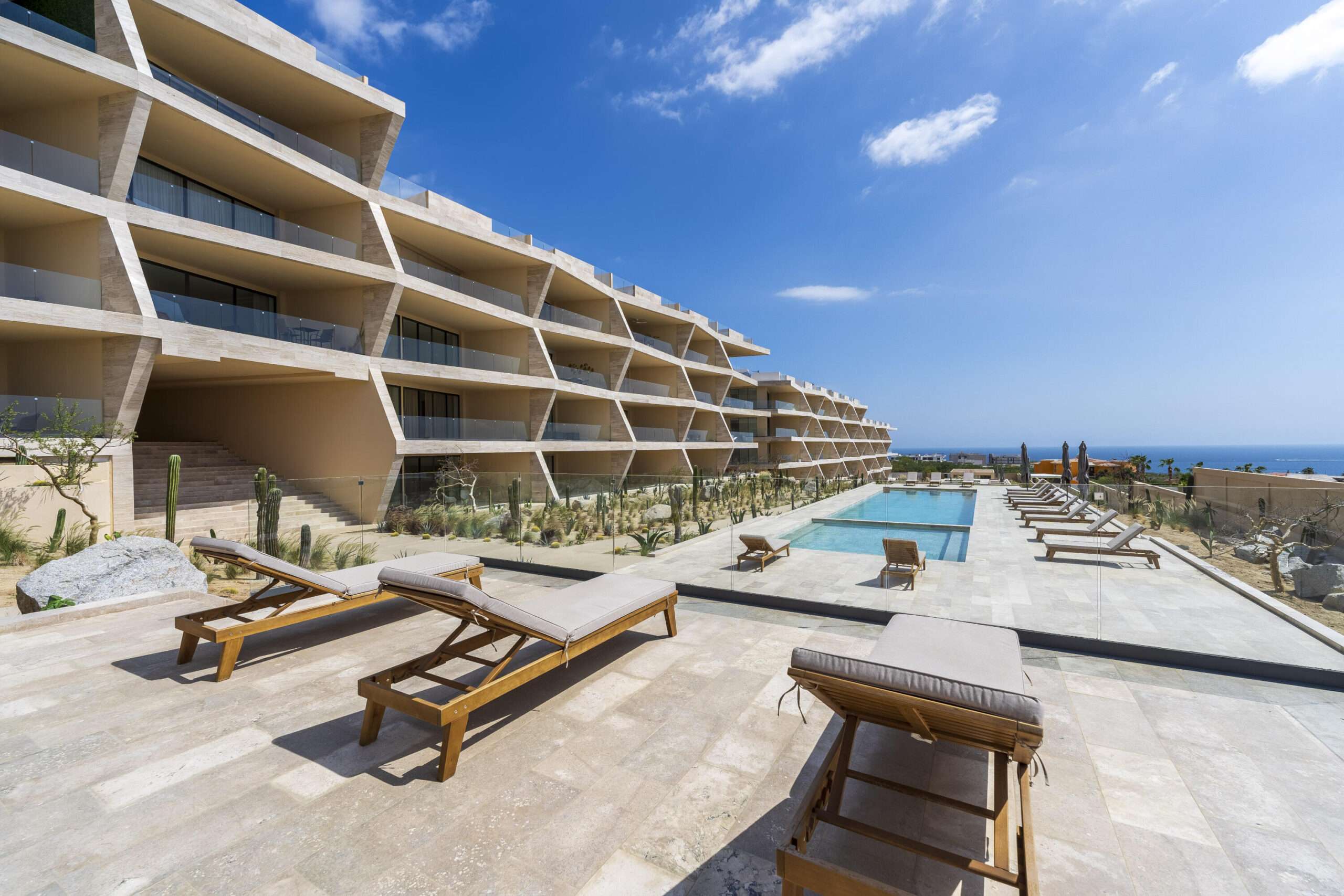 DEVELOPER FINANCING 60% DOWN, Cabo Corridor, BS