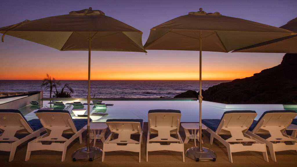 Cabo del Sol Section 29- La Cresta Designed for those seeking the ideal blend of luxury and nature, La Cresta is the newest neighborhood within the private, masterplanned community of Querencia--and the first real estate offering on our second Tom Fazio golf course, Campo Alto. Set atop a striking ridgeline, La Cresta features 54 homesites with sweeping – La Punta Los Cerritos point, Pacific, BS