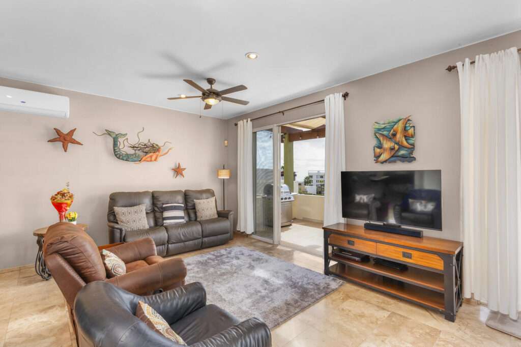 Cabo del Sol Club La Costa Unpack your bags and slip straight into coastal living in this furnished 1/bed, 1/bath second floor condo complete with its own garage. The space comes move in ready with appliances, a water filtration system, and thoughtful touches throughout. With strong rental potential and a location that's hard to beat, this condo sits just steps from Plaza Pescadero, where cafés, shops, and local flavor meet the rhythm of daily life. And when you're craving the ocean? The beach is literally right across the street, calling you out for sunrise walks, sunset cocktails, and everything in between. – Punta Arena E-7, Cabo Corridor, Cabo Corridor, BS