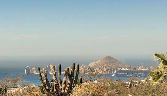 Cabo del Sol Section 29- La Cresta Designed for those seeking the ideal blend of luxury and nature, La Cresta is the newest neighborhood within the private, masterplanned community of Querencia--and the first real estate offering on our second Tom Fazio golf course, Campo Alto. Set atop a striking ridgeline, La Cresta features 54 homesites with sweeping – Solaria, Cabo Corridor, BS